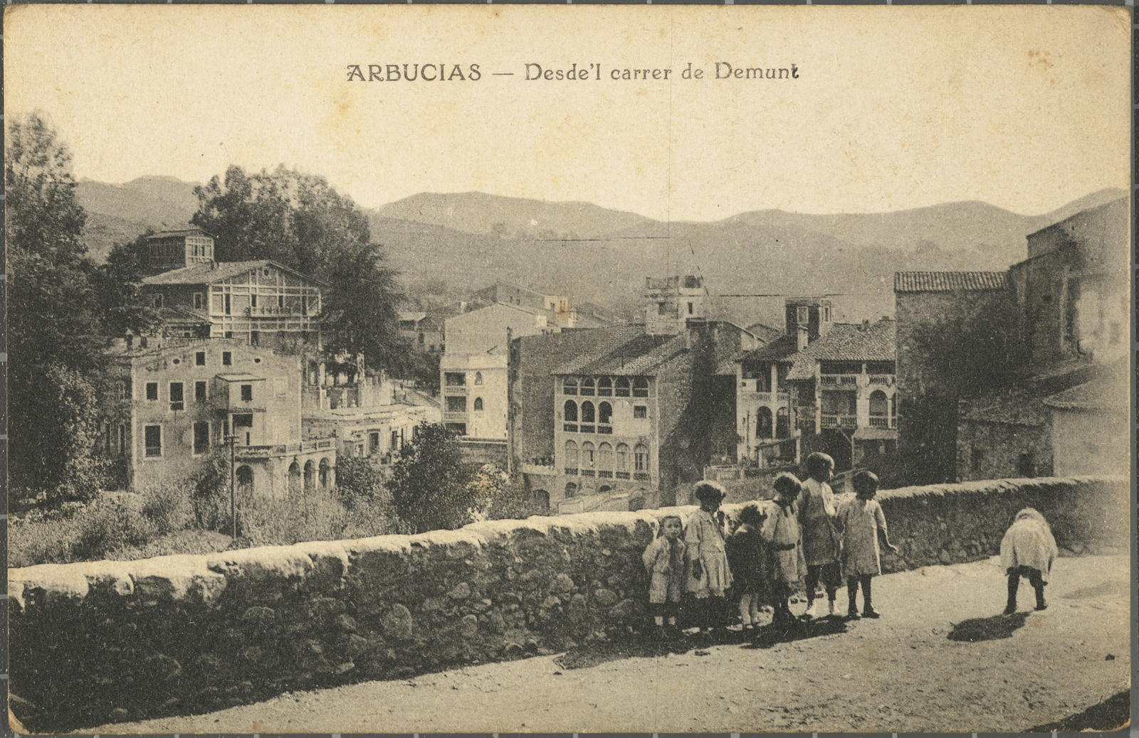 Desconegut, Arbucias - From Demunt Street