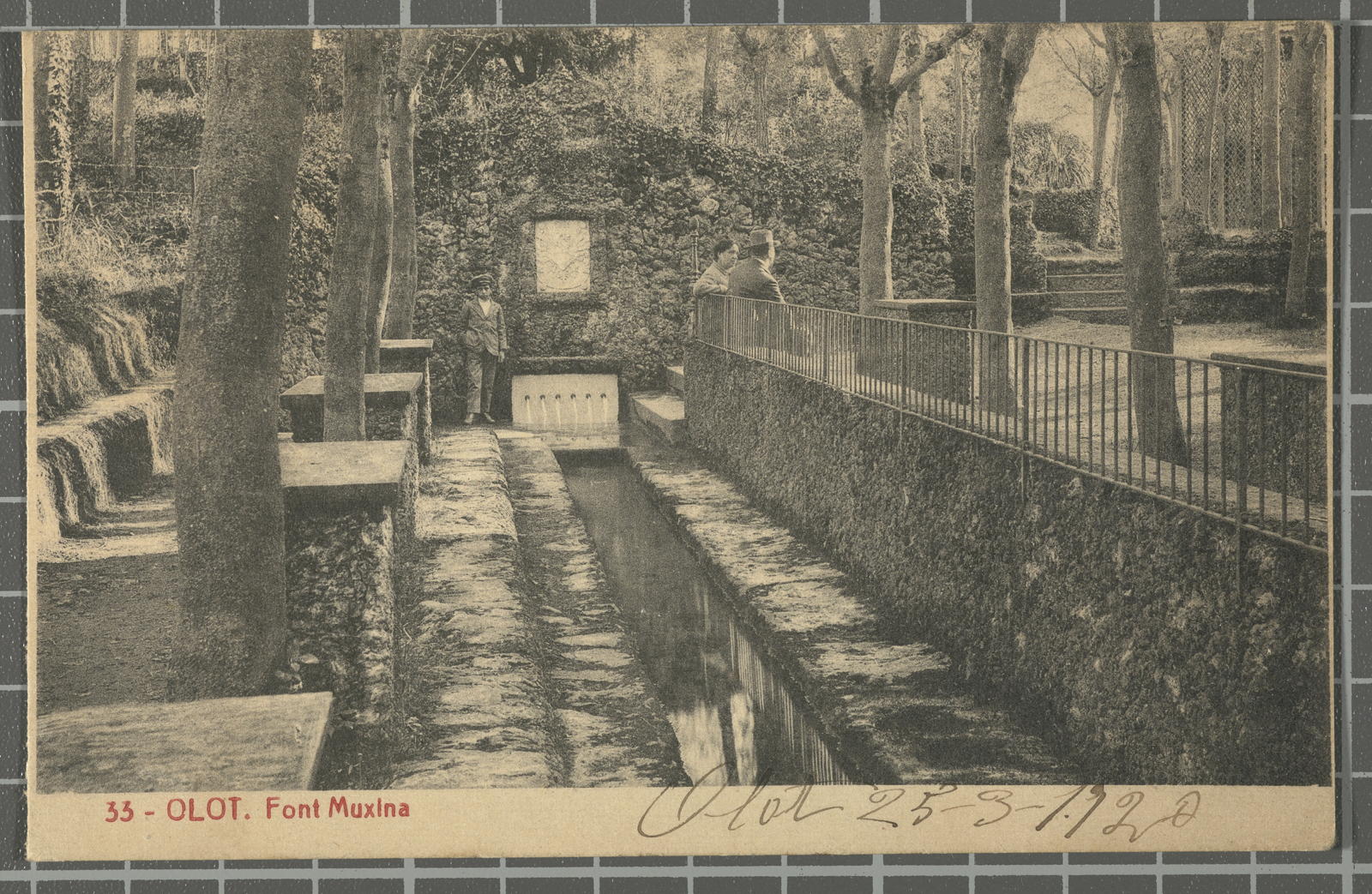 Desconegut, 33 - Olot. Source Muxin