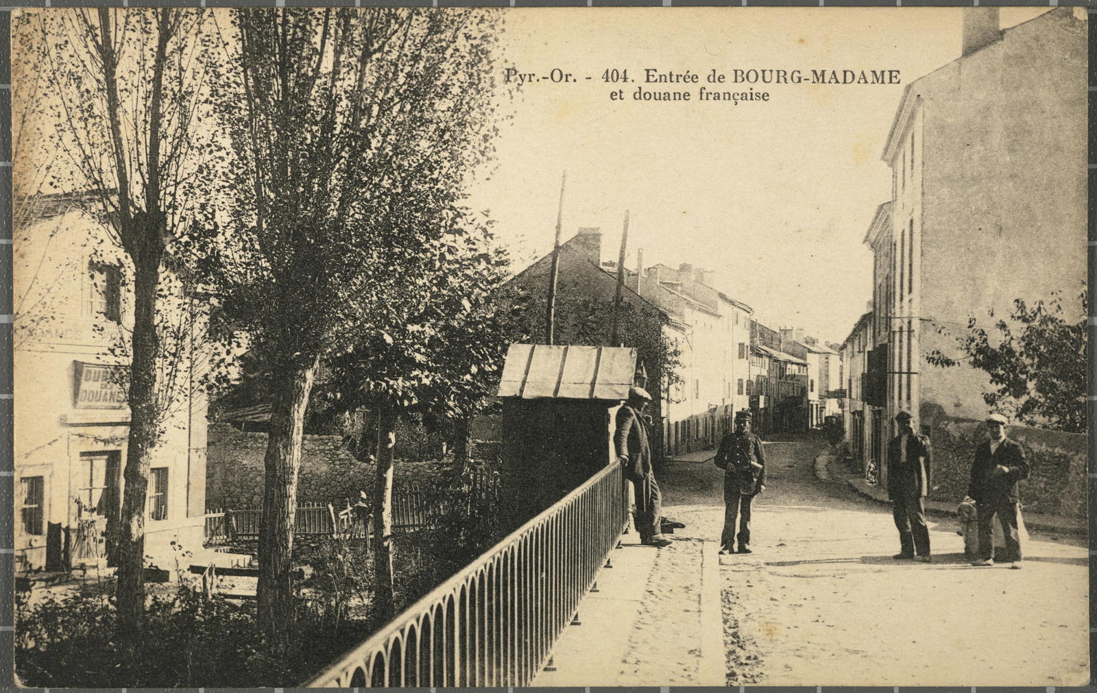 Desconegut, 404.- Entrée a Bourg-Madame et douane française