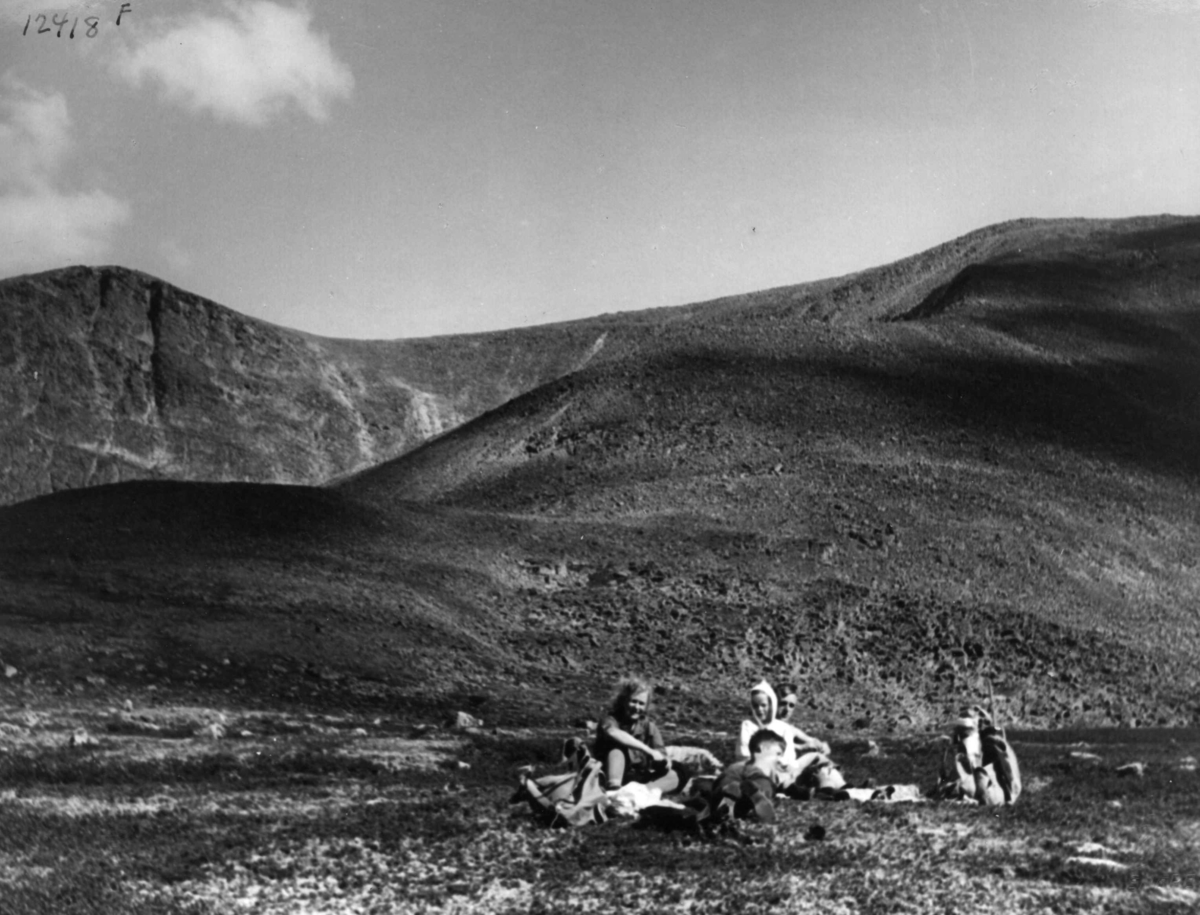 Anders Beer Wilse, Friluftsliv/Sport, Fjellvandring, Sølen