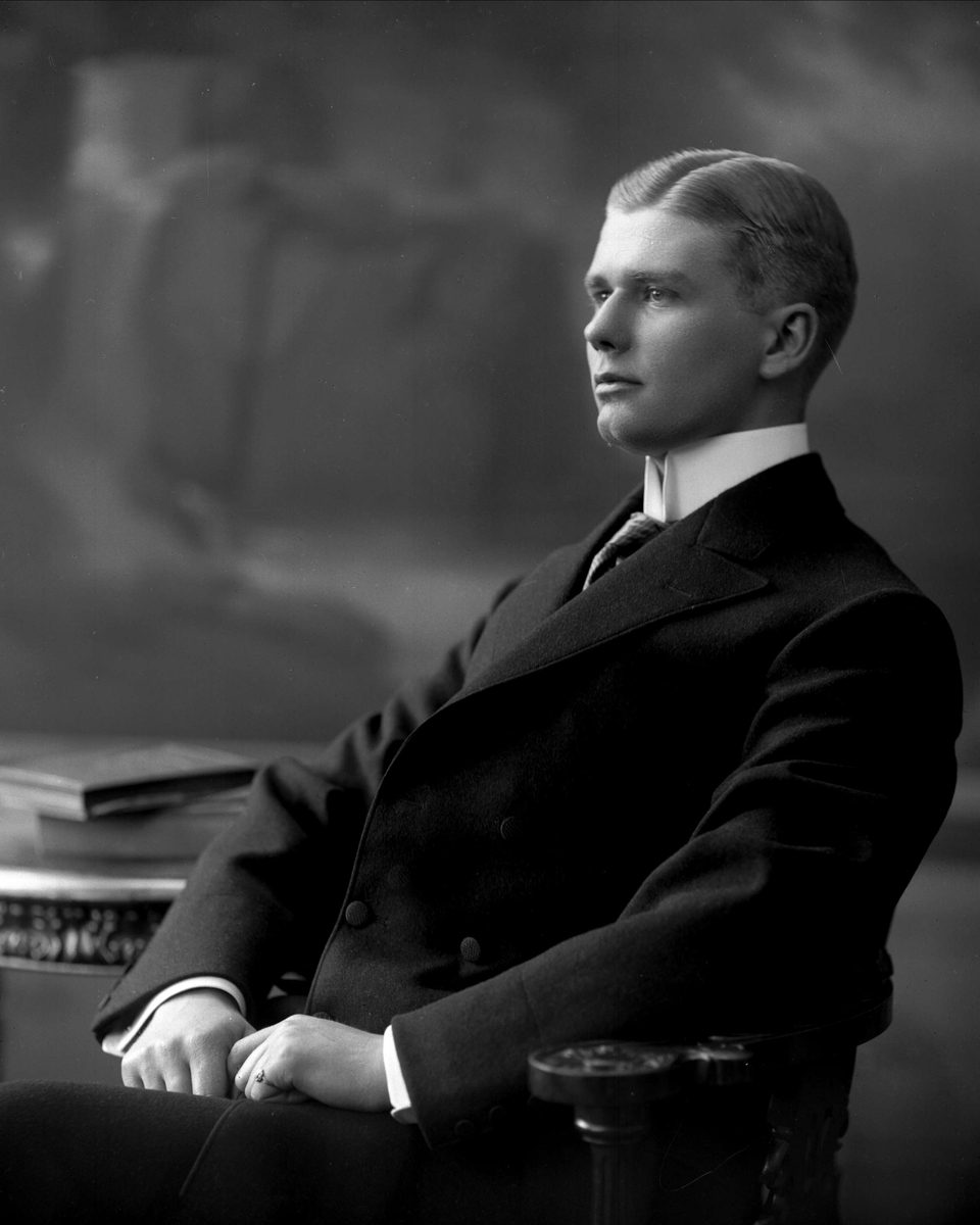 Gustav Borgen, NFB.01174