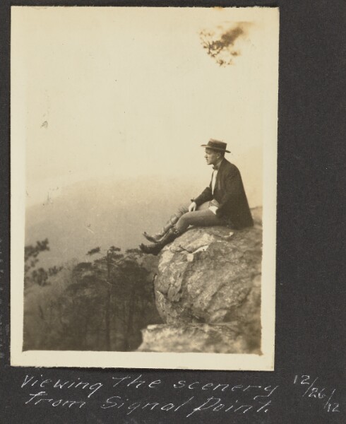Unknown, [Viewing the Scenery From Signal Point]