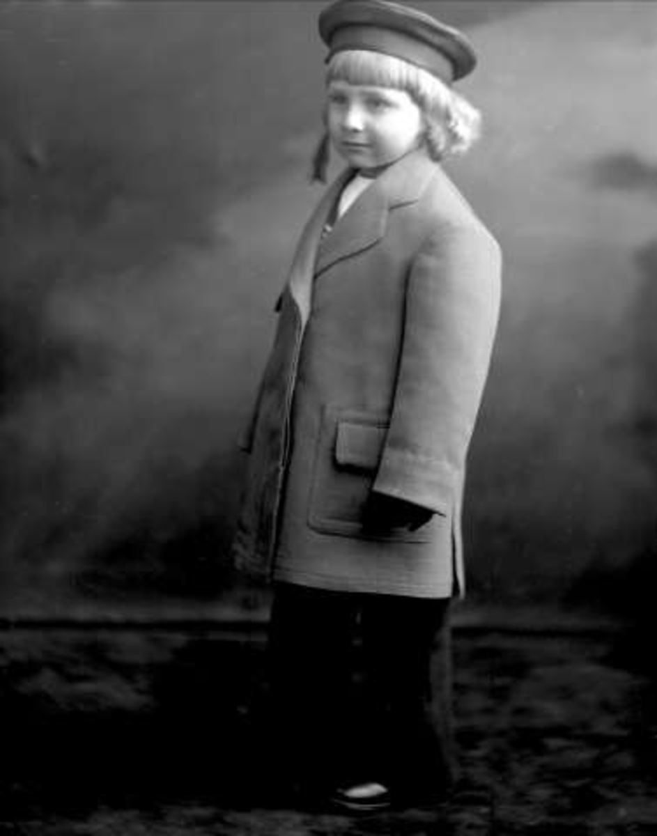 Gustav Borgen, NFB.00354