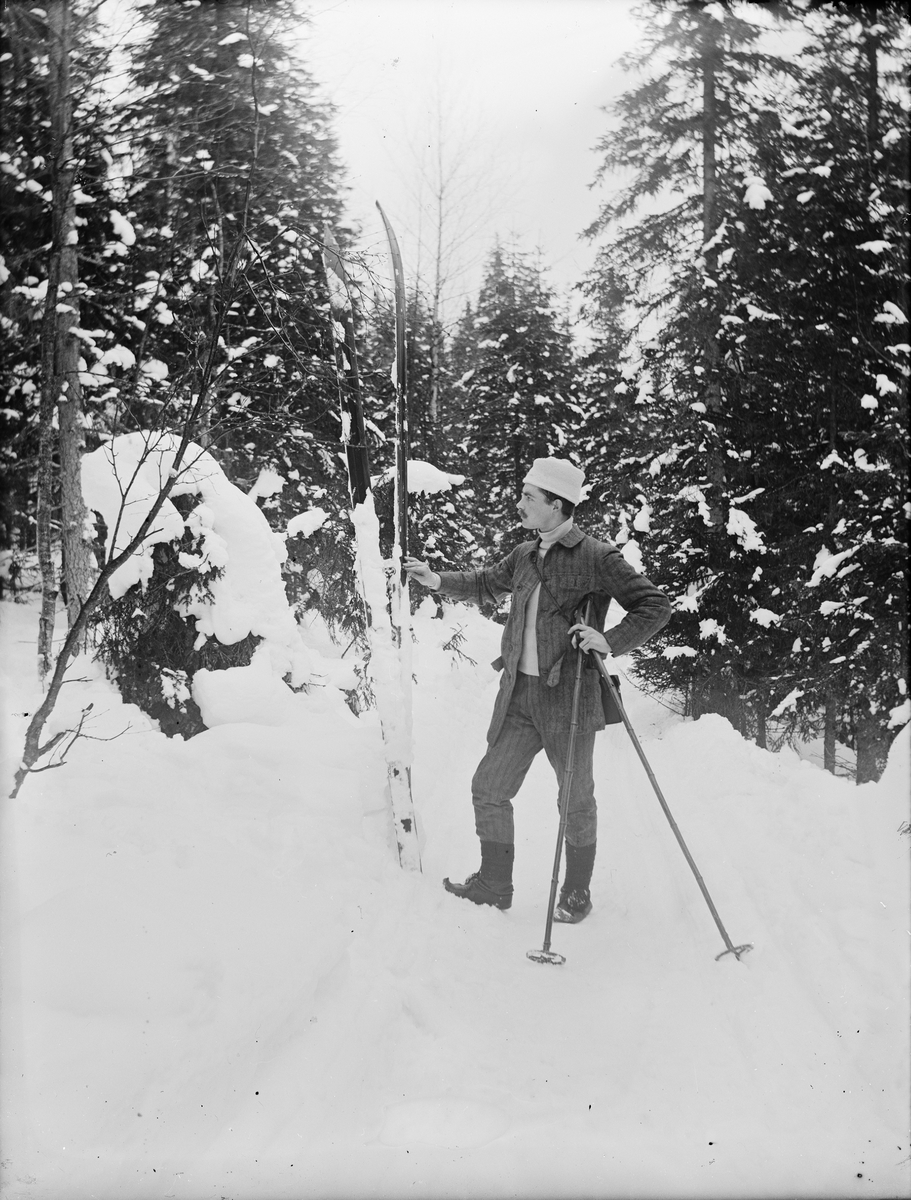 St Joseph, Josef Ärnström med sina skidor