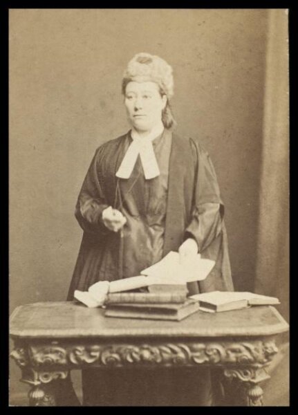 London Stereoscopic and Photographic Company, Guy Little Theatrical Photograph