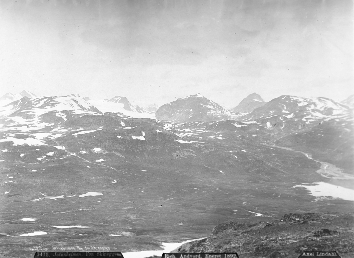 Axel Lindahl, Prot: Fra Skineggen