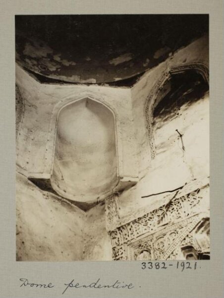 K.A.C. Creswell, Pendentive of dome in the mausoleum of Muhammad al-Hasawati, Cairo