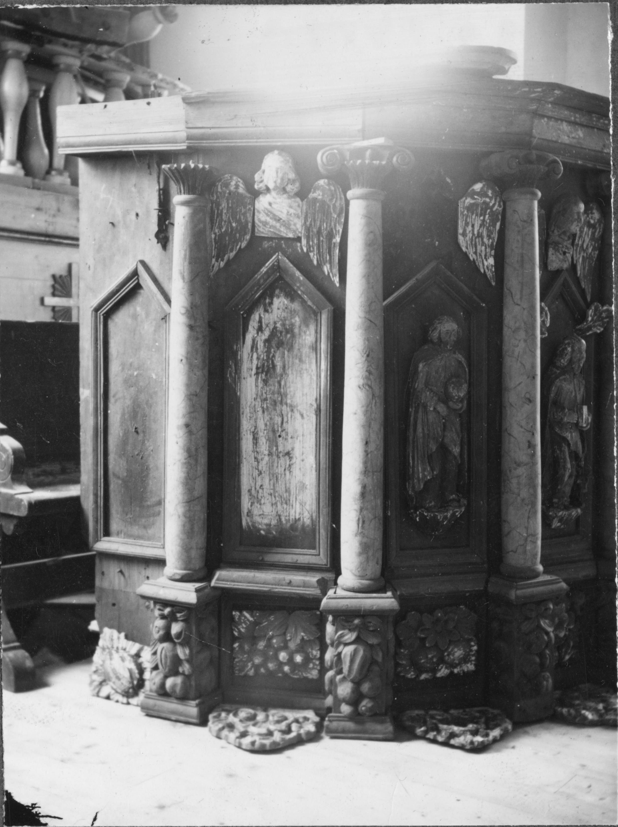 Olle Hellström, Hovs kyrka