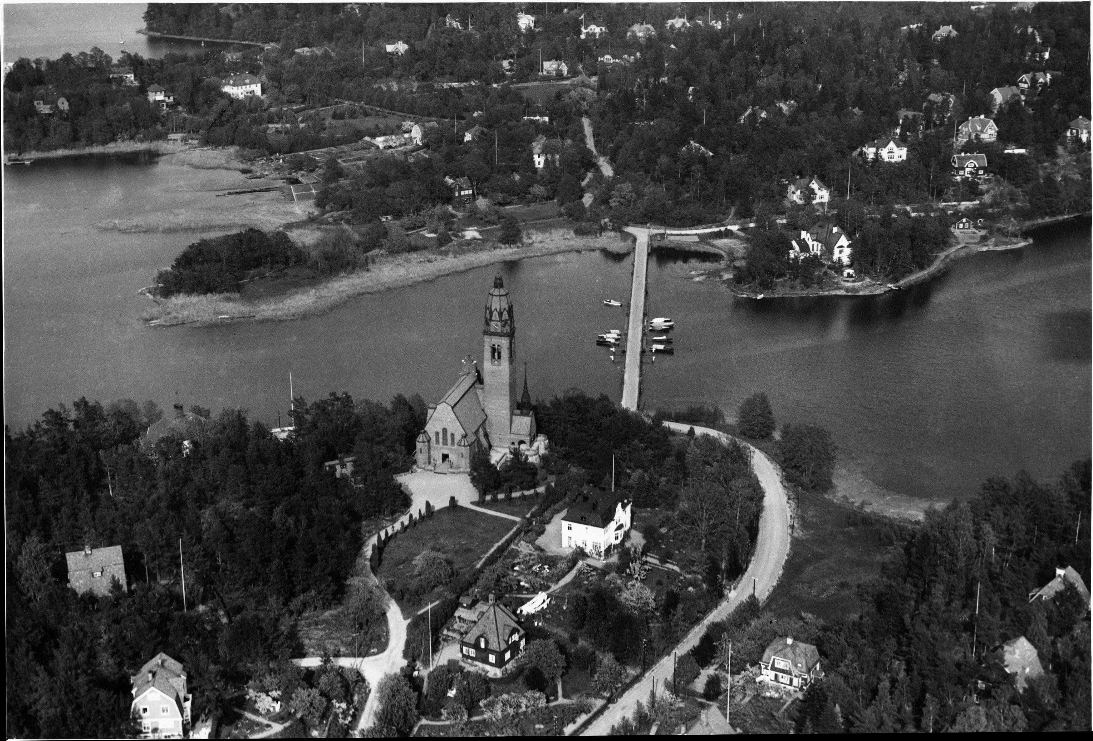 Oscar Bladh, Uppenbarelsekyrkan