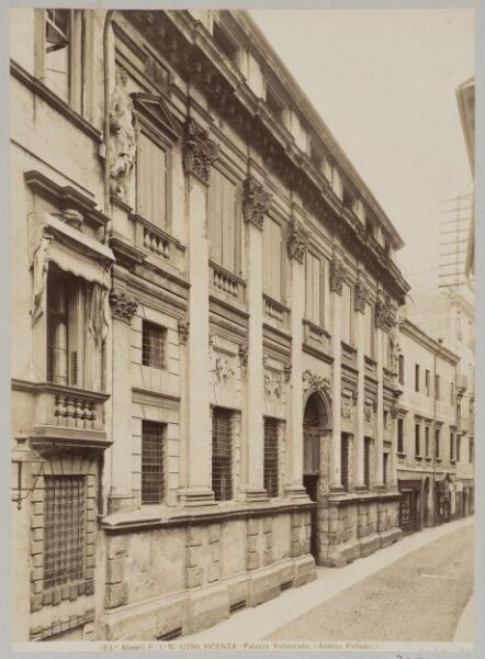 Fratelli Alinari, Photograph