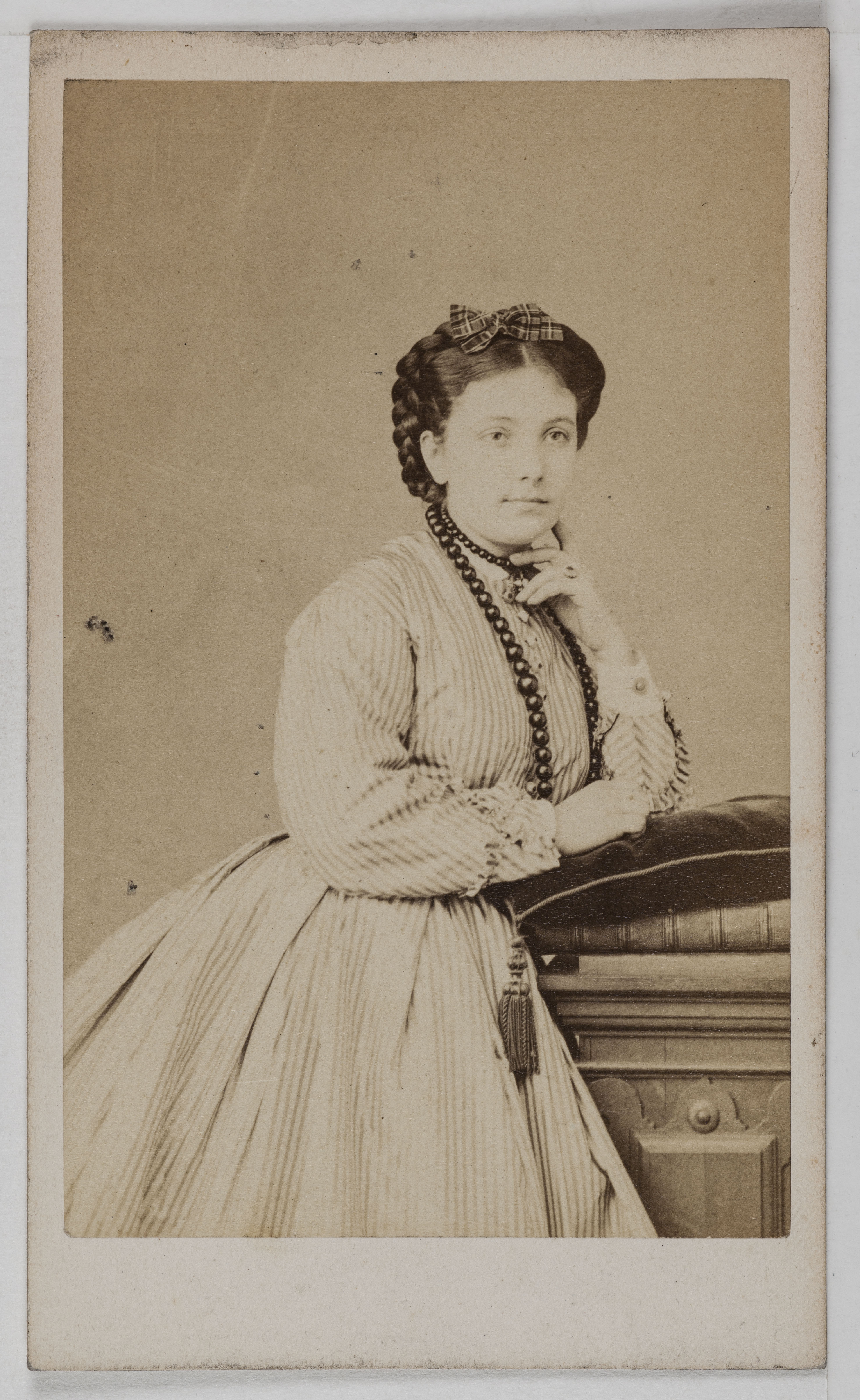Anonyme, Portrait de Camille de Maesen, (chanteuse lyrique)