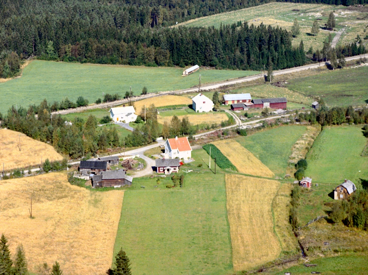 Widerøes Flyveselskap A/S, FLYFOTO VIVELSTADENGEN