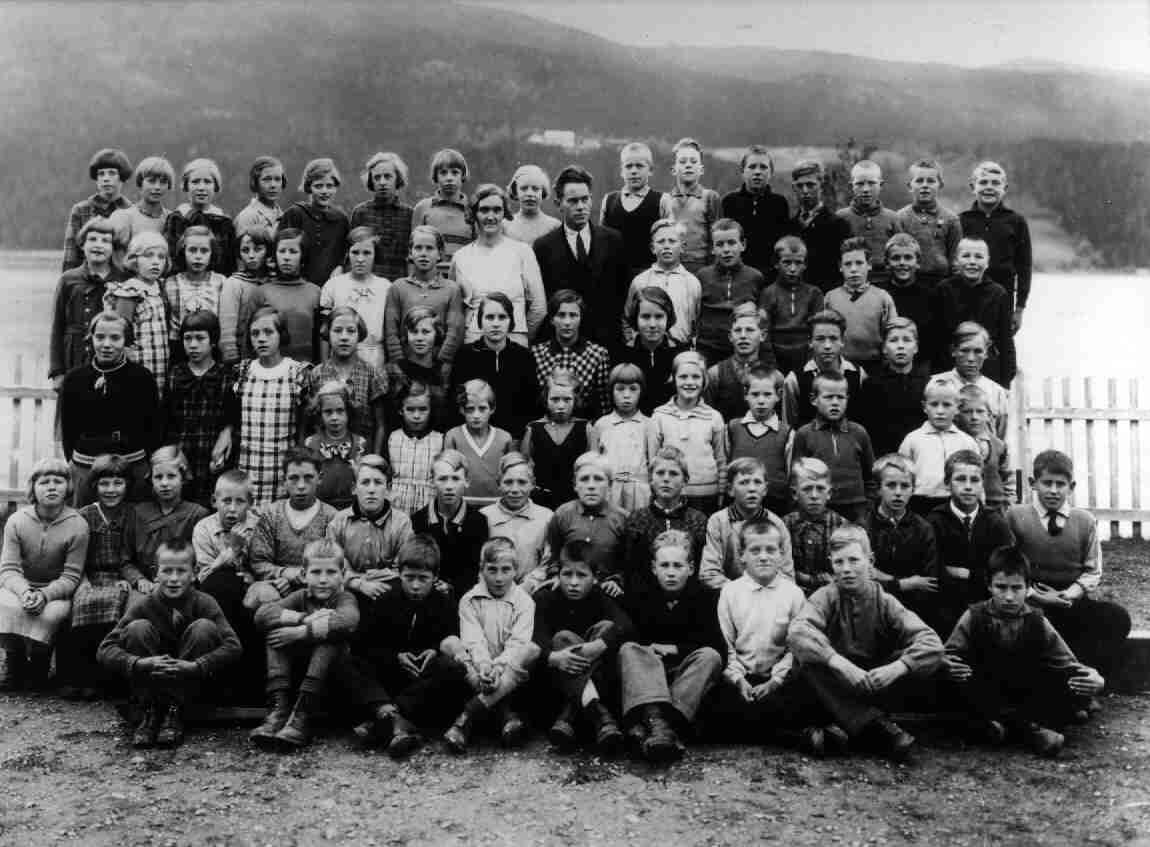 Rachel Haarseth, Skoleklasse fra Husberget i 1930.