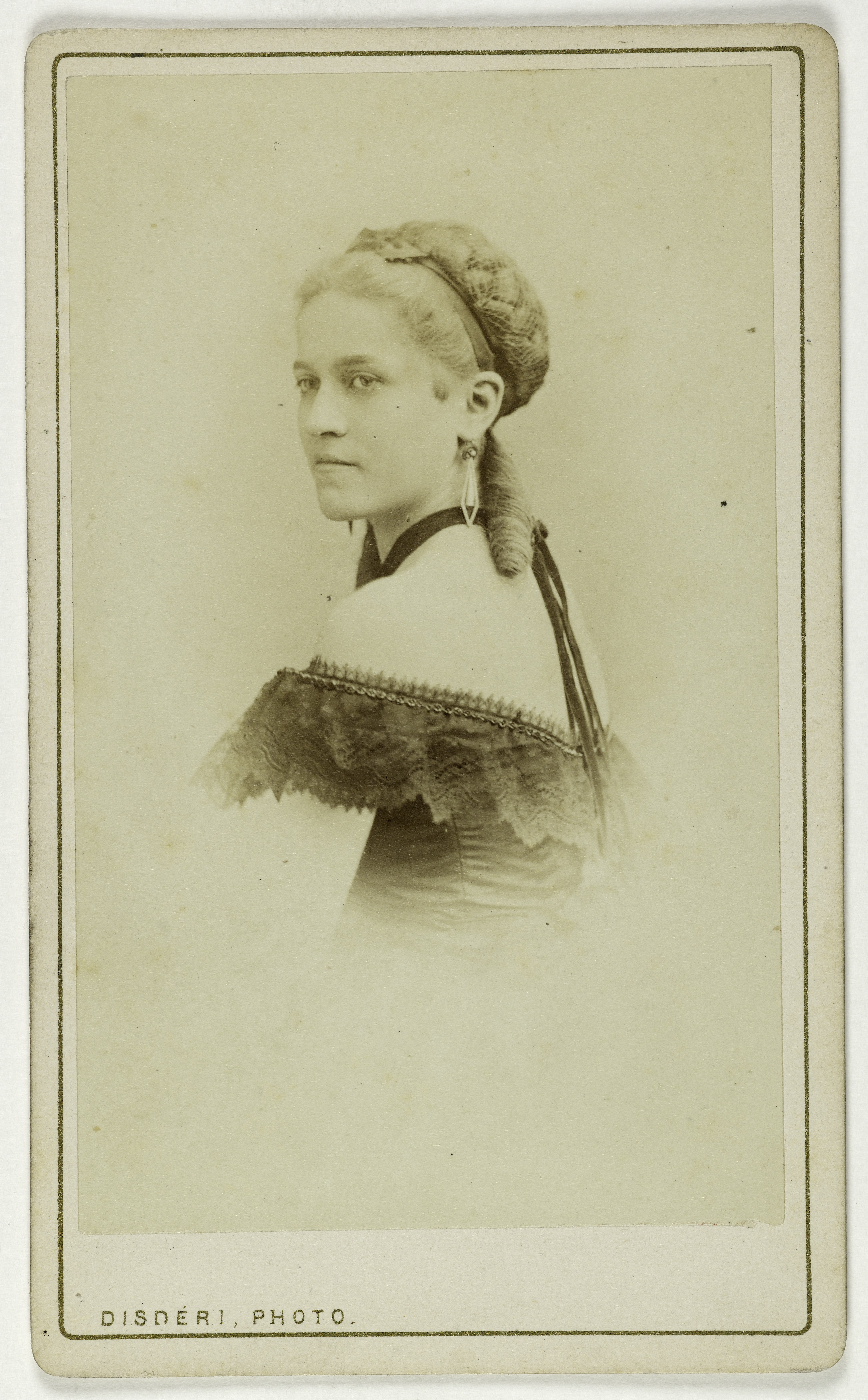 André-Adolphe-Eugène Disdéri, Portrait de Gesing, (danseuse)
