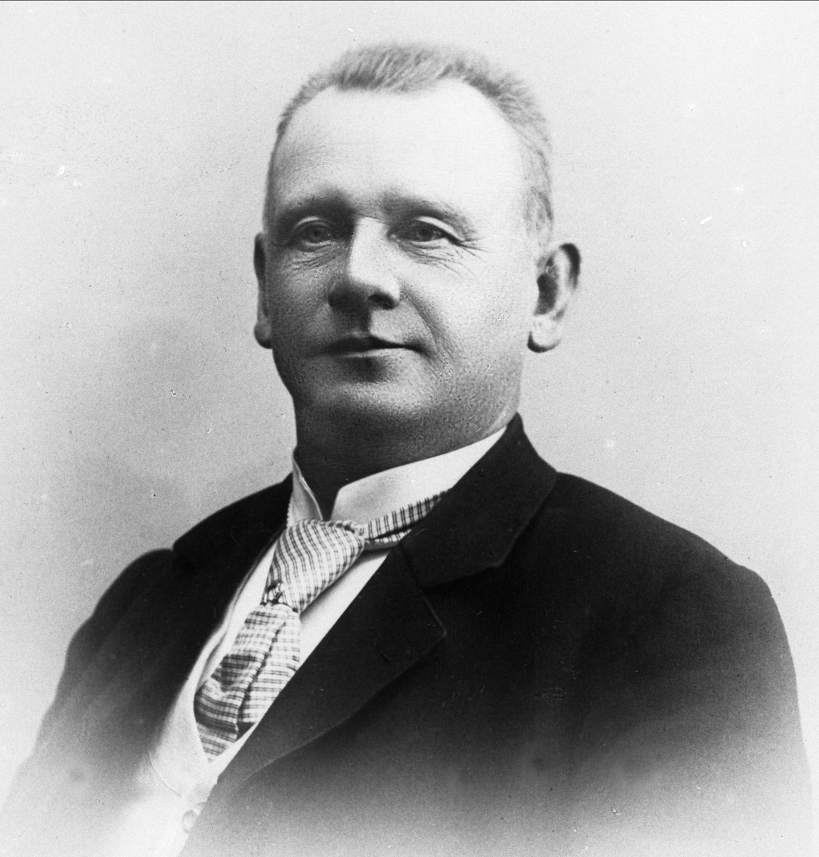 Gustav Borgen, NFB.36077