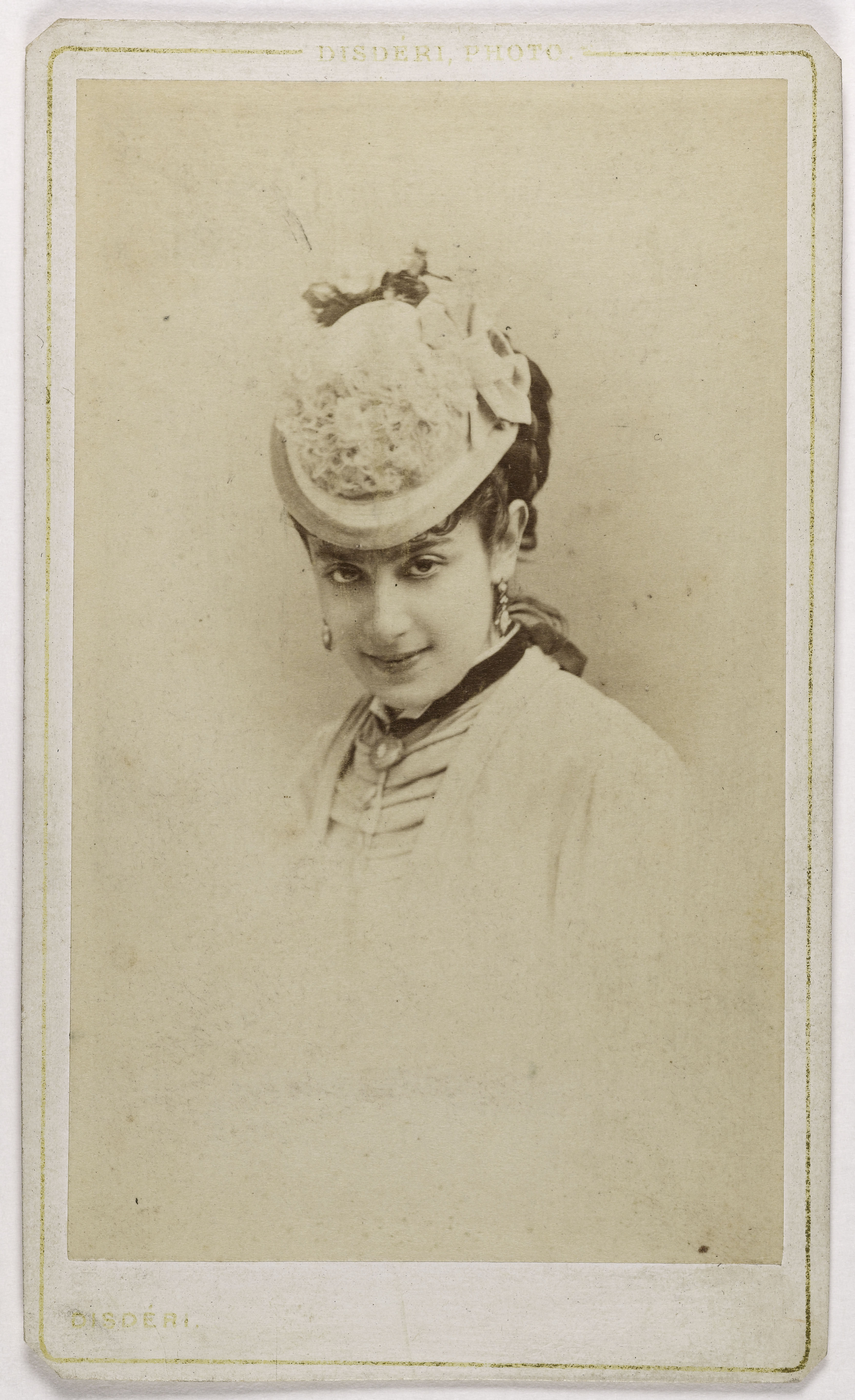André-Adolphe-Eugène Disdéri, Portrait de Marie Bloch (actrice au théâtre de la porte Saint-Martin et du Gymnase)