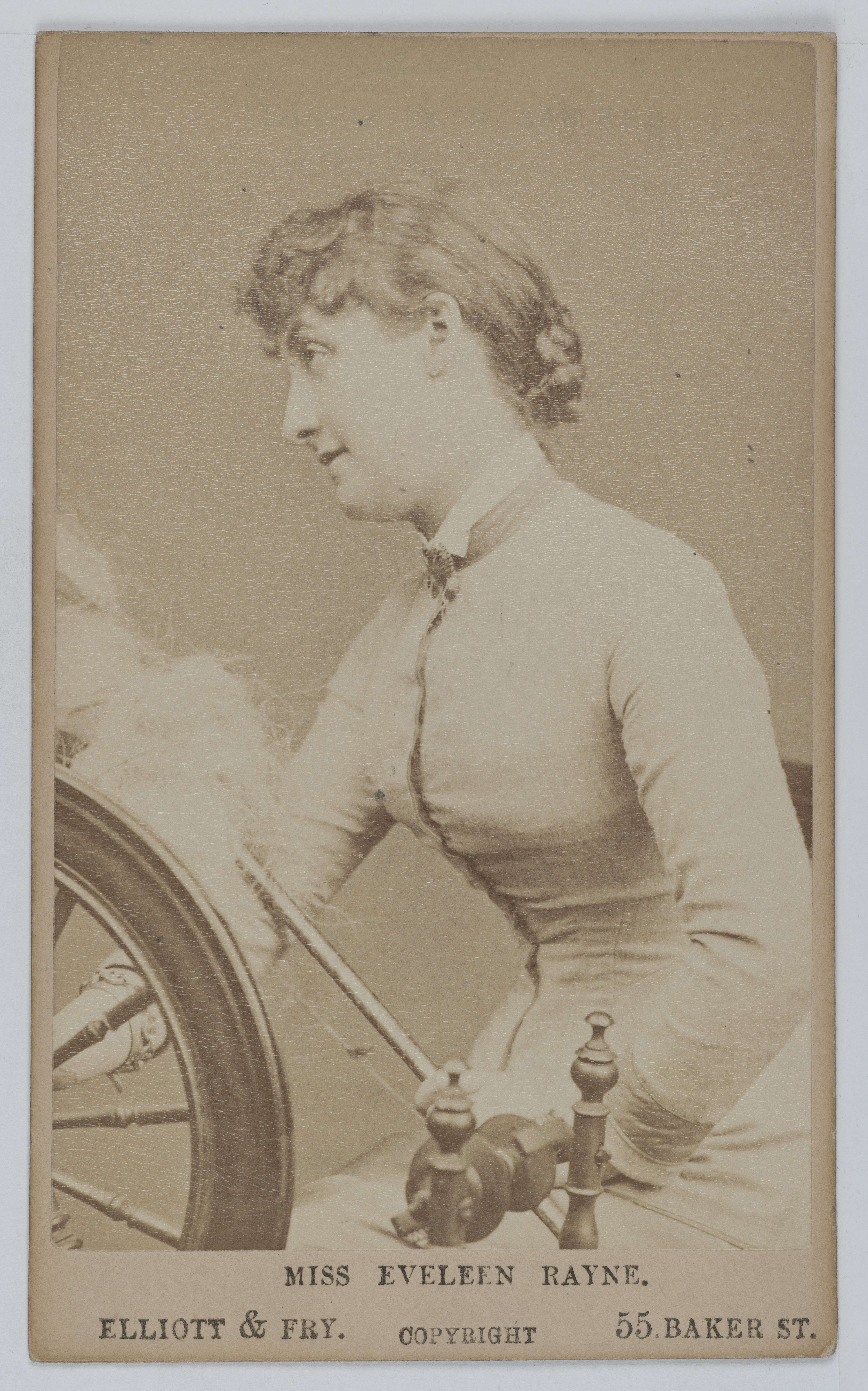 Elliott & Fry, Portrait de Miss Evelyn Rayne, actrice anglaise.