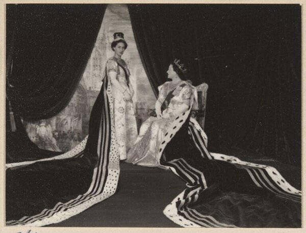 Beaton, Cecil (Sir), Photograph