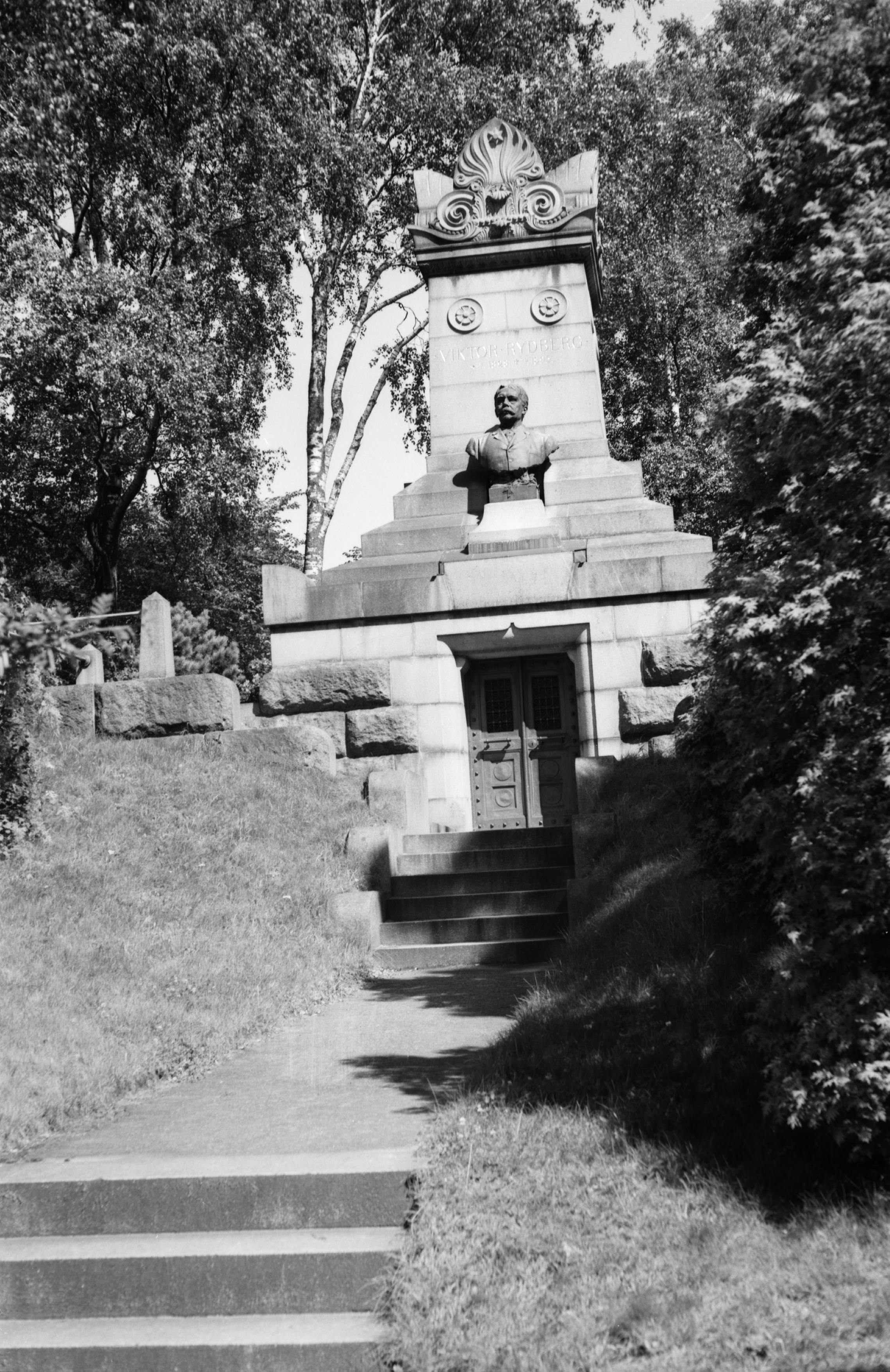 Gustaf Ewald, Göteborg, Östra kyrkogården