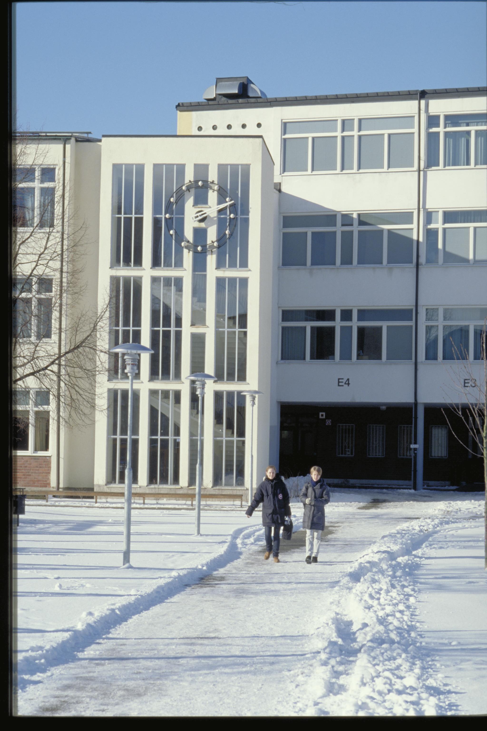 Bengt A Lundberg, Kärrtorps gymnasium