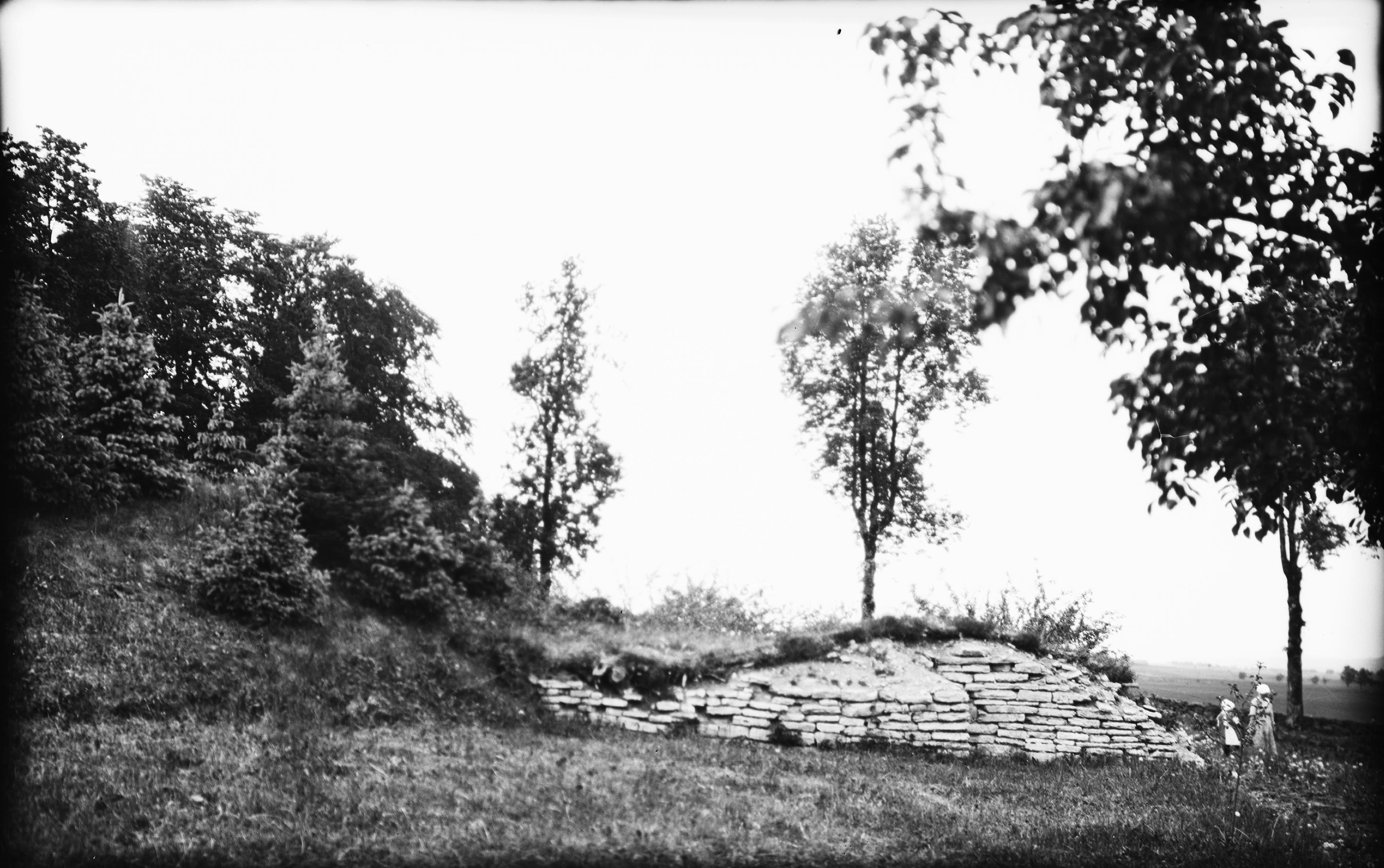Sven Brandel, Slöta, Saleby kyrkplats
