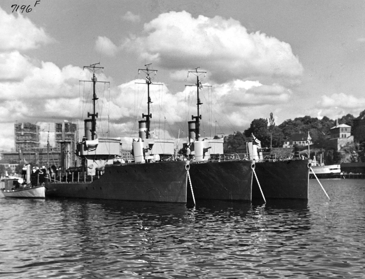 Anders Beer Wilse, Marinen