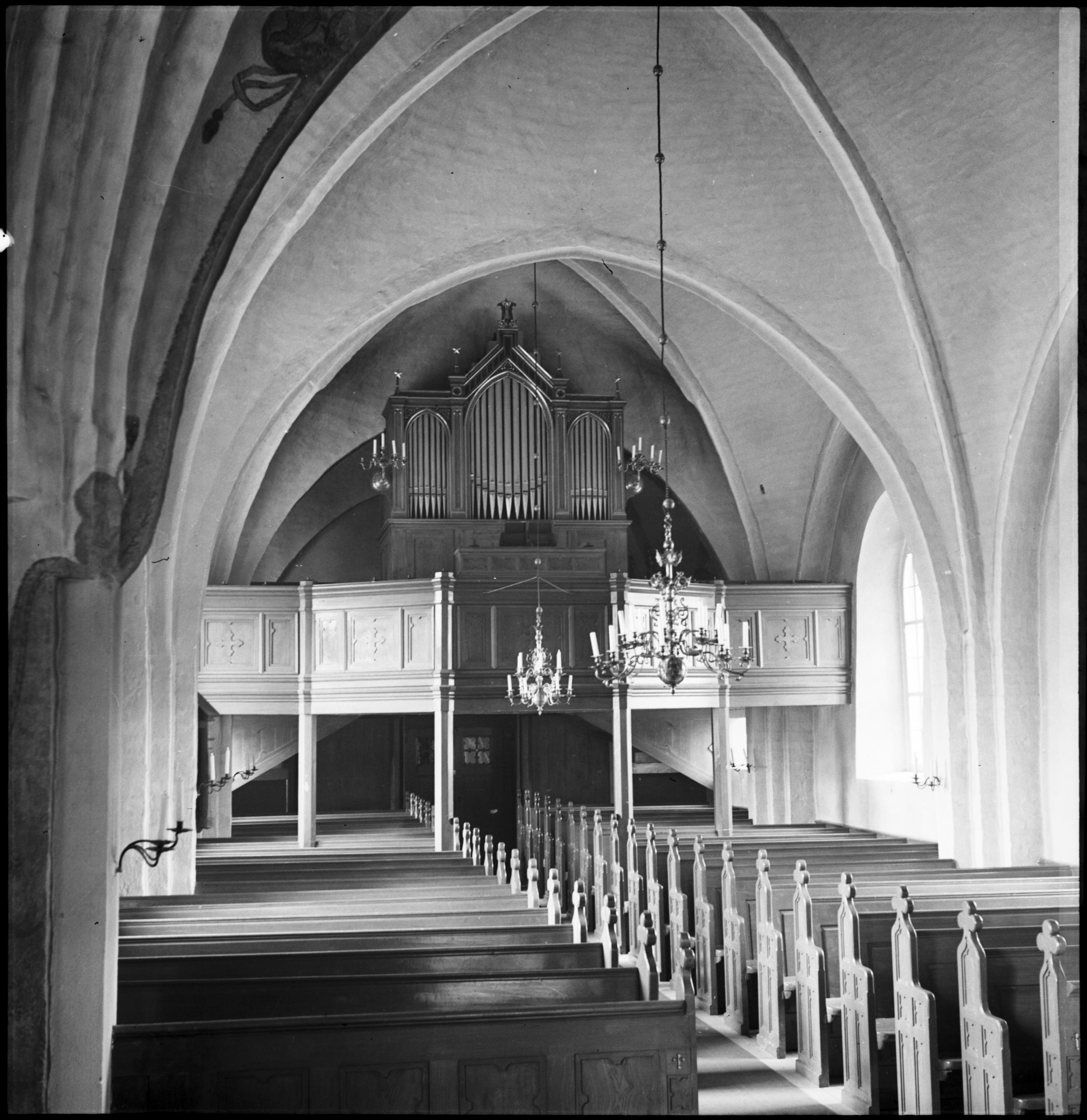 Ivar Schnell, Årdala kyrka