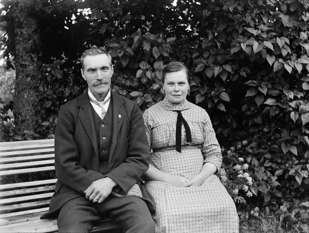 Josef Ärnström, Josef Ärnströms bror och svägerska, Albert och Maja Ärnström, sannolikt Uppsala 1911
