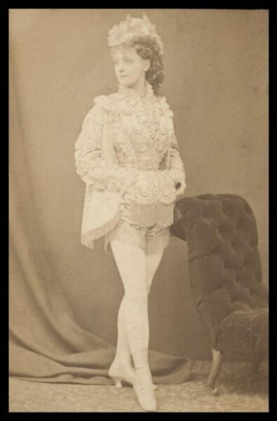 London Stereoscopic and Photographic Company, Guy Little Theatrical Photograph
