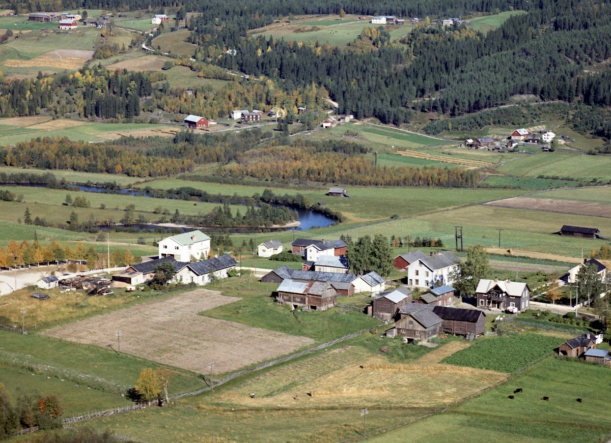 Widerøes Flyveselskap A/S, Bebyggelse