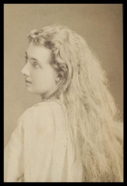 London Stereoscopic and Photographic Company, Guy Little Theatrical Photograph