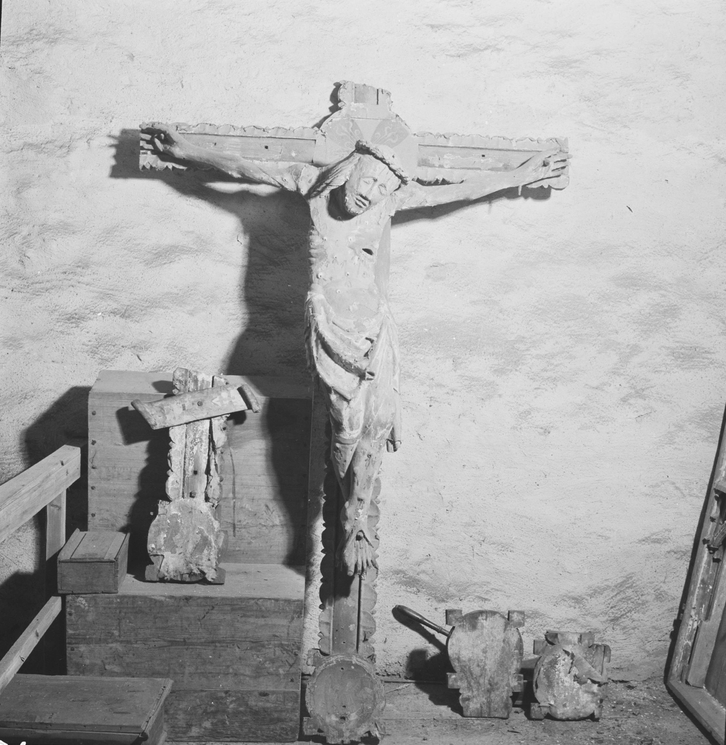 Nils Lagergren, Husby-Sjuhundra kyrka