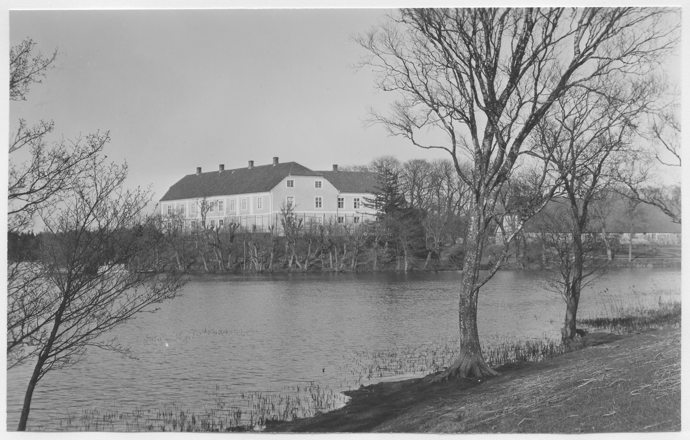 Mårten Sjöbeck, Vallens sätesgård