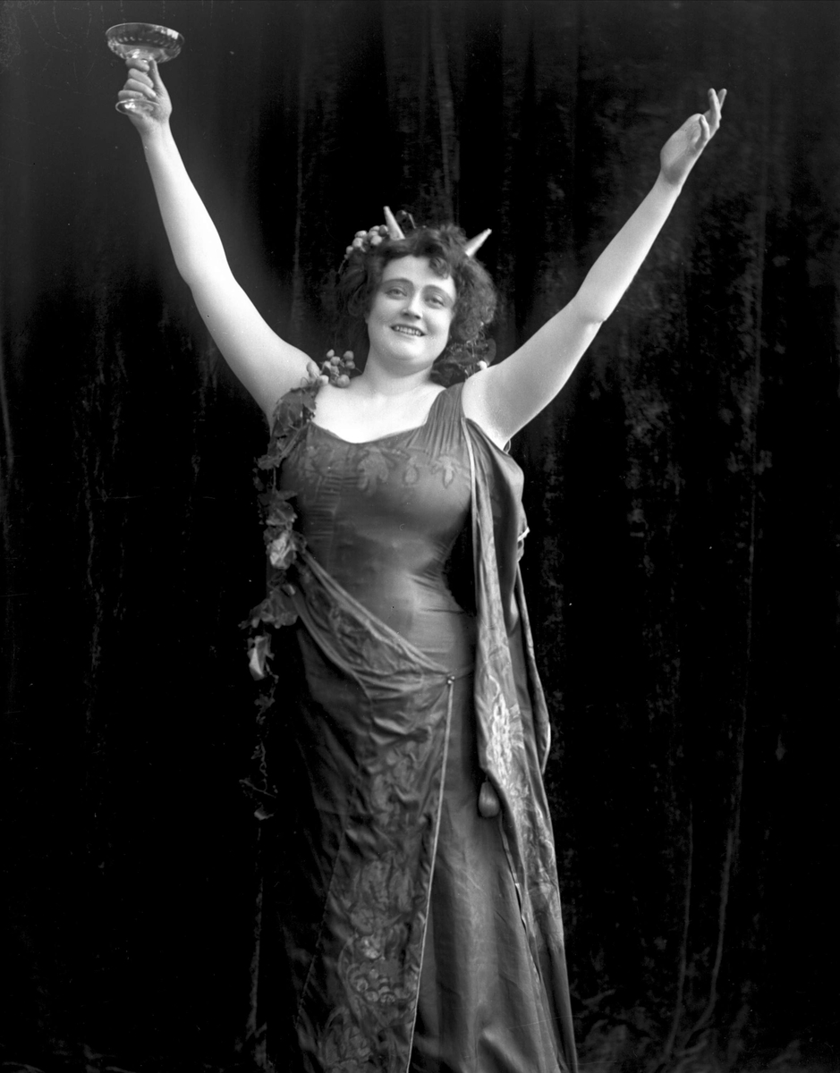 Gustav Borgen, Portrett, operasangerinne, sopranen Gabrielle Bidenkap.