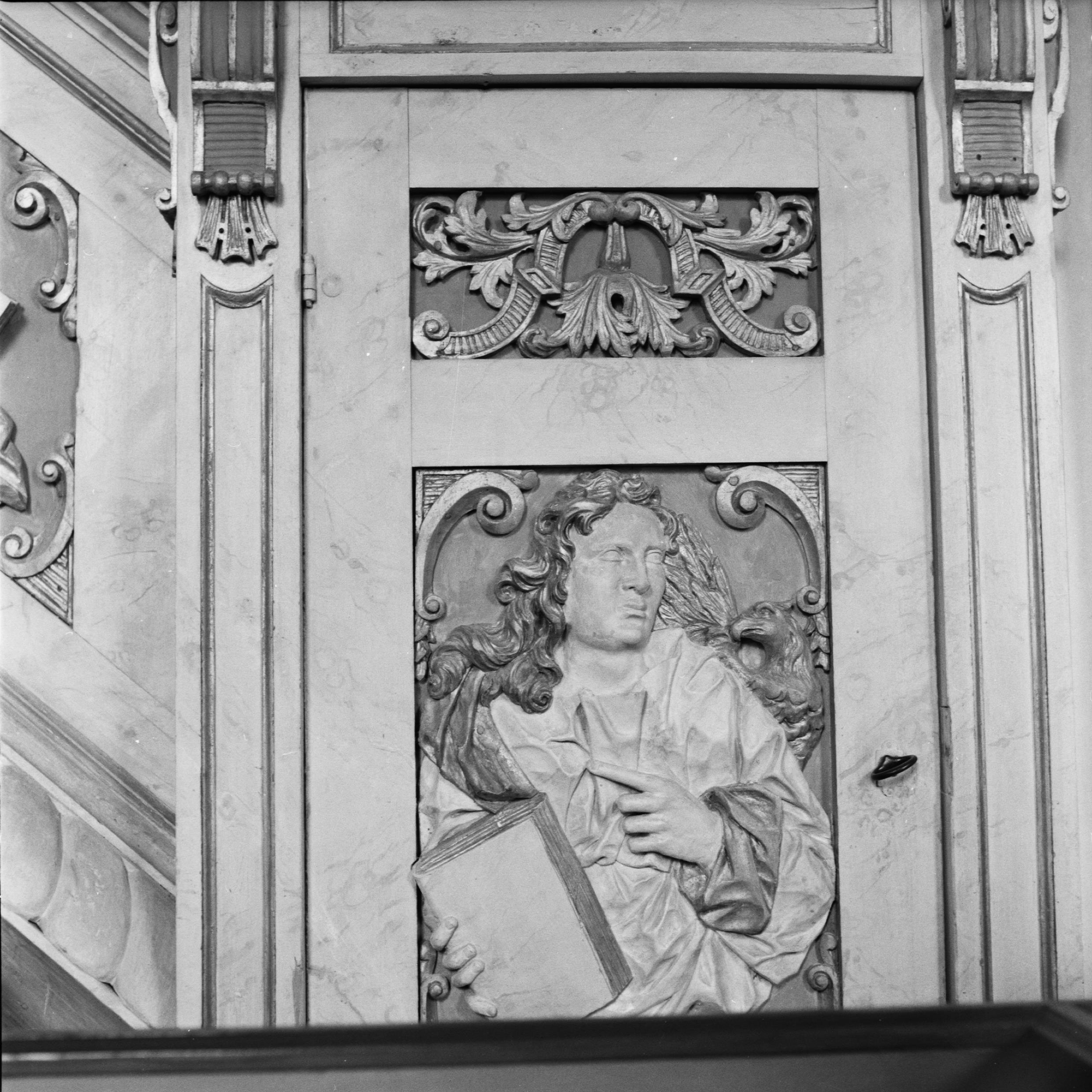 Åke Nisbeth, Österlövsta kyrka