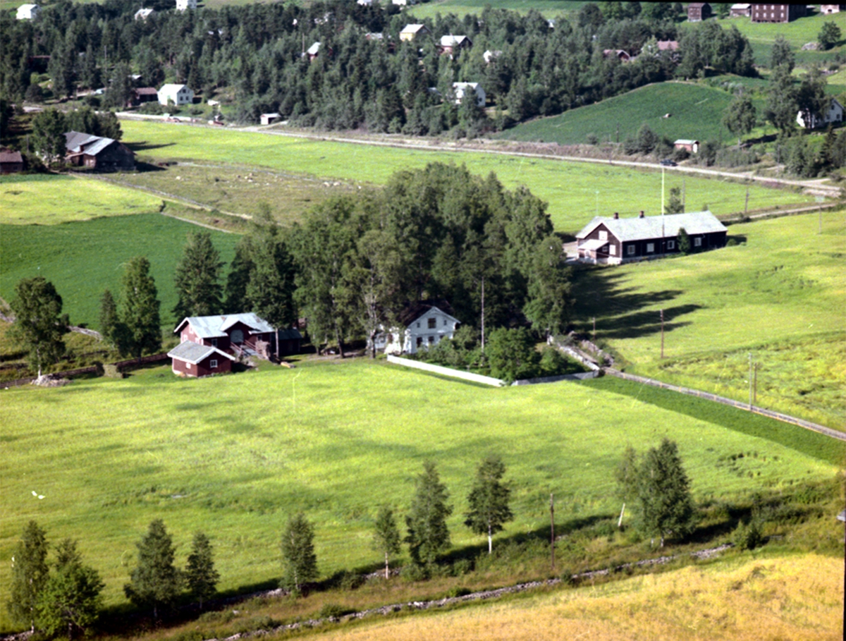 Widerøes Flyveselskap A/S, FLYFOTO BIRKELY, VALLSET