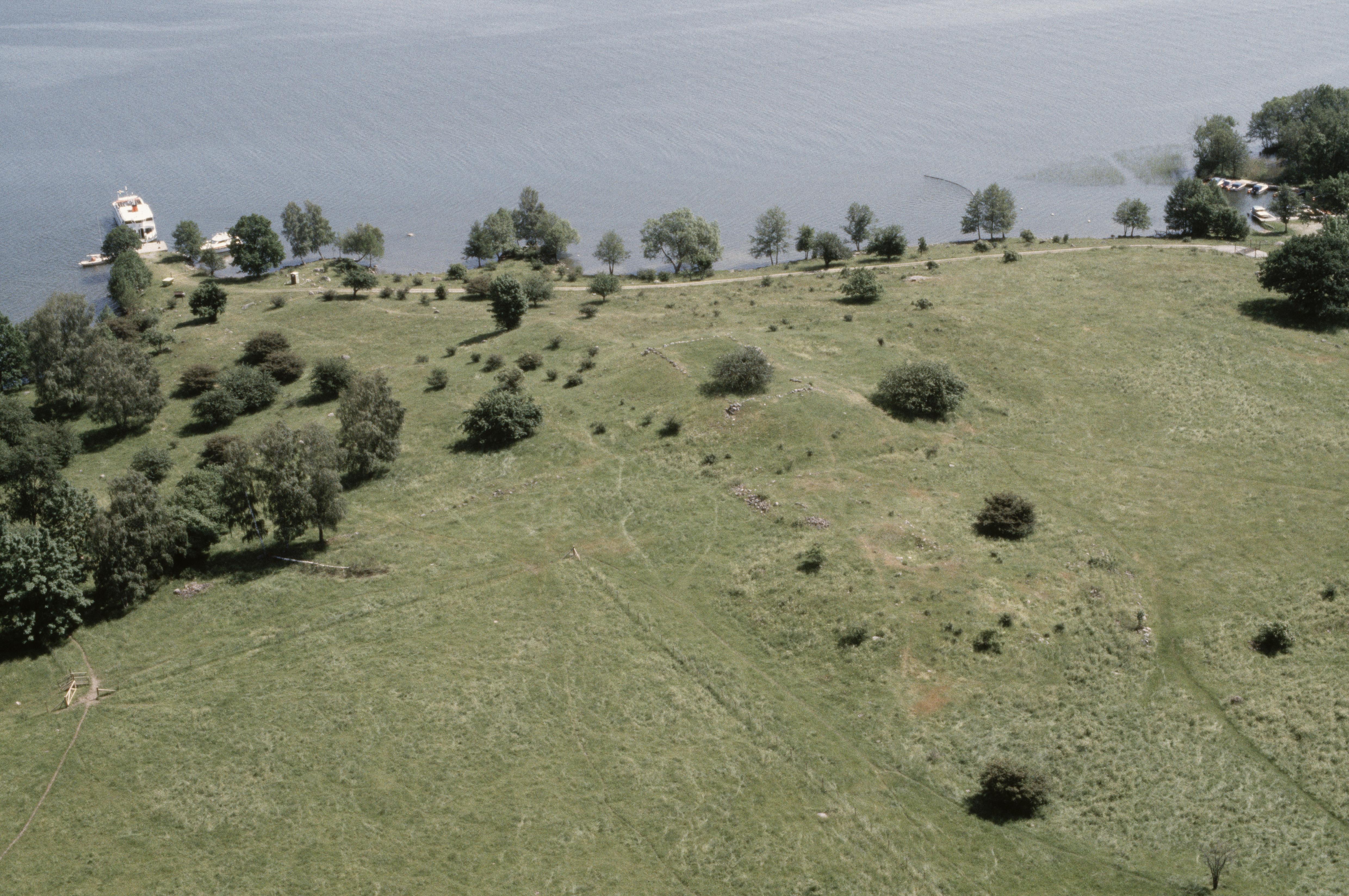 Jan Norrman, Adelsö 46:2