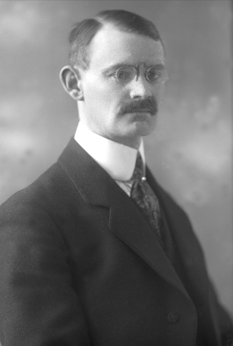 Gustav Borgen, Portrett av Edvard Christian Steineger, antakelig.