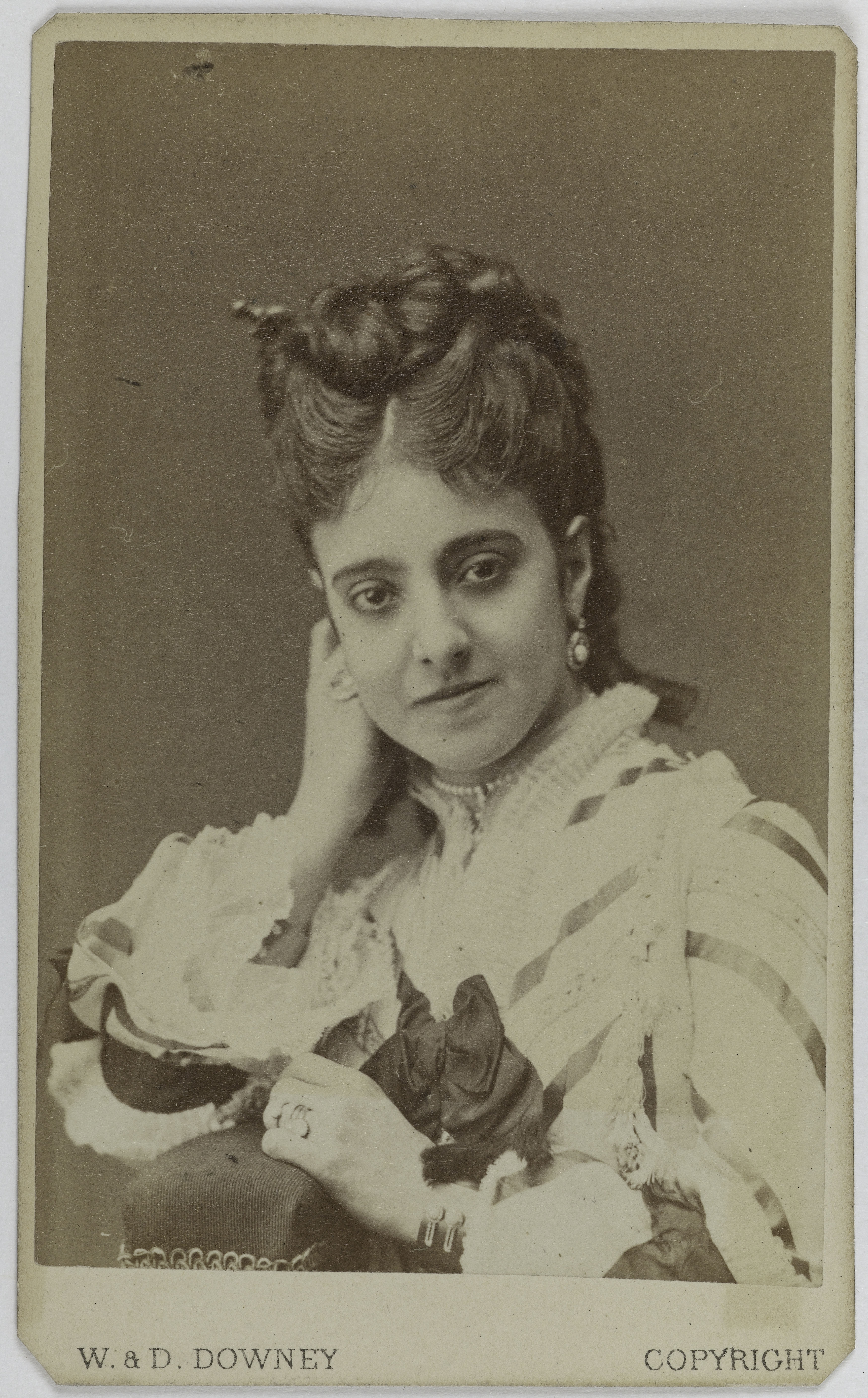 W. & D. Downey, Portrait de Patti Adelina, (Adela-Juana-Maria, dite), (1843-1919), (chanteuse lyrique)