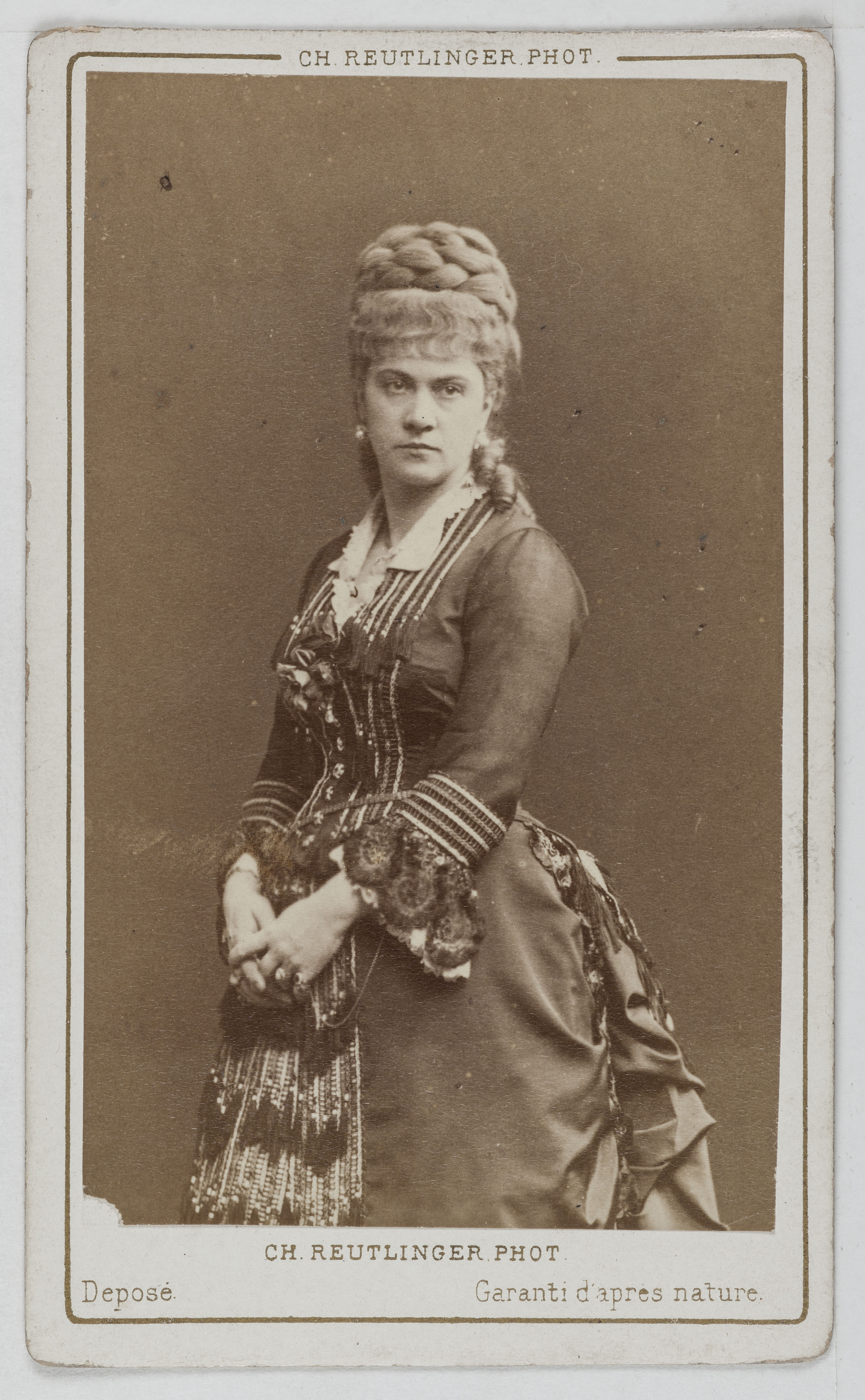 Charles Reutlinger, Portrait d'Alix Marie Angèle Séon (v. 1835-1906), dite Pasca, actrice de théâtre entre 1864 et 1891.