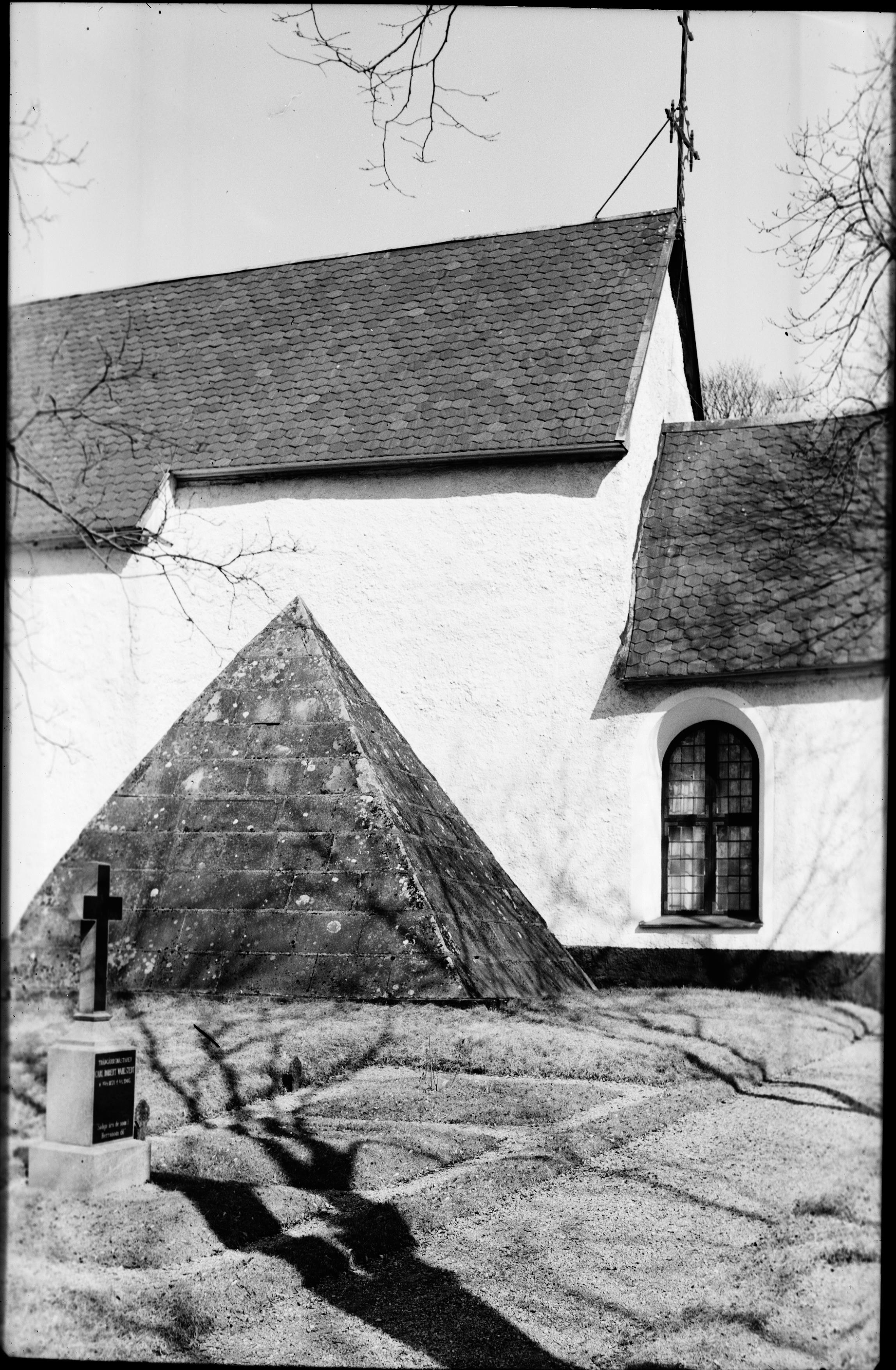 Iwar Anderson, Järfälla kyrka