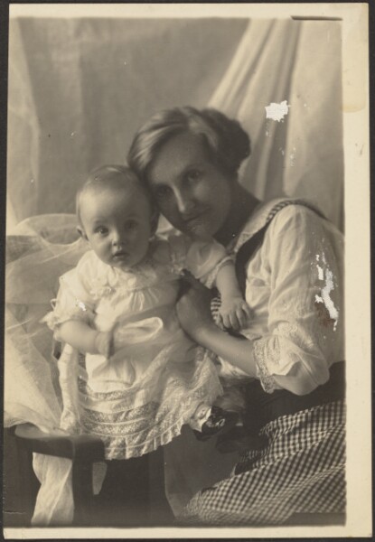 Louis Fleckenstein, [Portrait of a Mother in Checked Dress and Child]