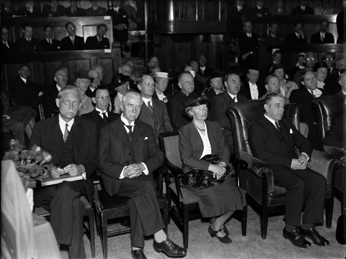 Paul Sandberg, “Surgery’s rapid advance march has not lost the tempo” - farewell lecture by Professor Gunnar Nyström, Akademiska Hospital, Uppsala May 1942