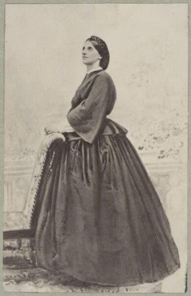 Unknown, Carte-de-visite photographs (480). Four photographs  are dry-mounted to each sheet (120).