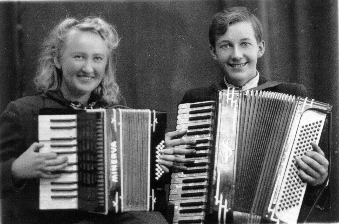 Nežinomas autorius, Algirdas Ločeris ir Ona Vasiūnaitė