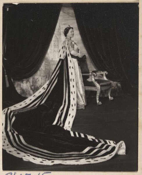 Beaton, Cecil (Sir), Photograph