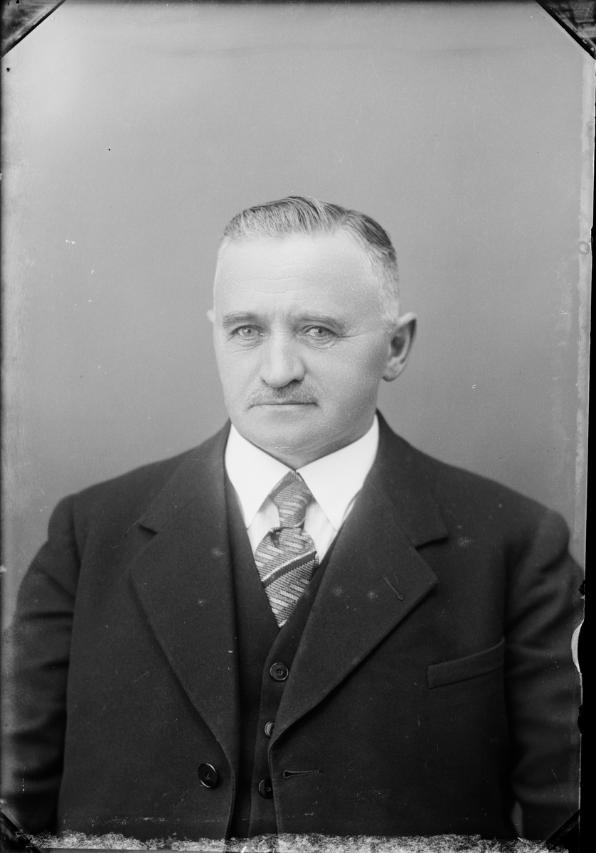 Skötsner-Edhlund, Adolf Eriksson från Hackbol, Valö socken, Uppland