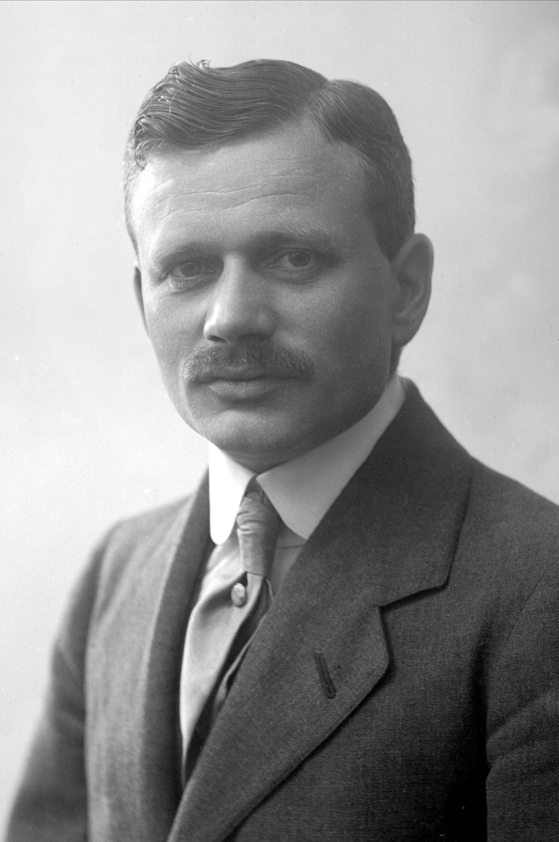 Gustav Borgen, NFB.27097
