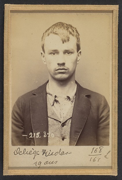 Alphonse Bertillon, Deliège. Nicolas, François. 19 ans, né à Ixelles (Belgique). Tailleur d'habits. Anarchiste. 9/3/94.