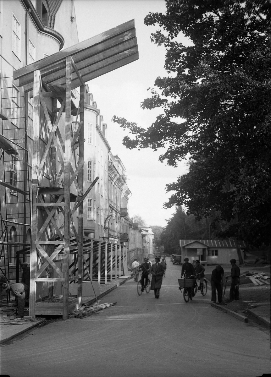 Paul Sandberg, Hantverksutställningens huvudentré under byggnation, Upsala Fabriks- och Handtverksförening, Nedre Slottsgatan 6